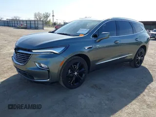 2022 Buick Enclave Essence with VIN 5GAERBKW3NJ142564, listed as a IAAI auction lot 41807997 with 72,998 mi miles. Bid and sale history available at carsss.com. Image 2.