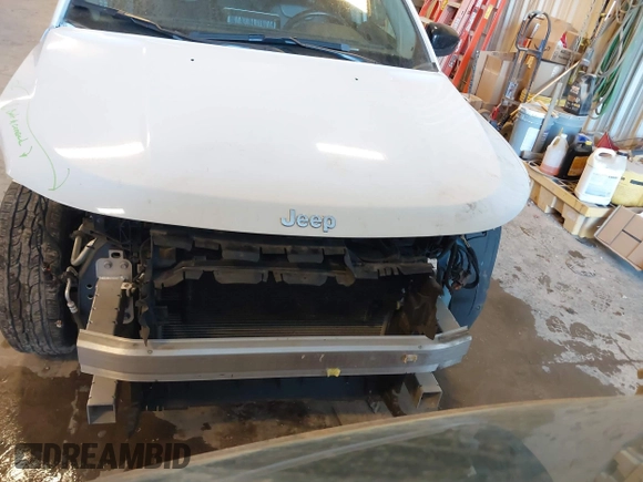 2022 Jeep Compass Latitude with VIN 3C4NJDBB9NT152152, listed as a IAAI auction lot 41377165 with 58,993 mi miles and . Bid and sale history available at DreamBid. Image 6.