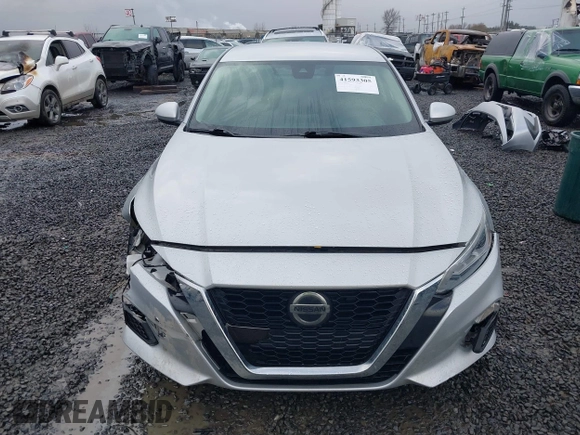 2022 Nissan Altima 2.5 SV with VIN 1N4BL4DV9NN306854, listed as a IAAI auction lot 41593305 with 63,346 mi miles. Bid and sale history available at carsss.com. Image 13.