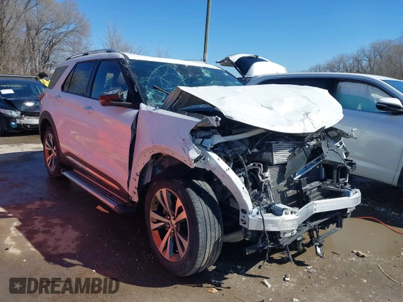 2020 Ford Explorer Platinum with VIN 1FM5K8HC5LGC29133, listed as a IAAI auction lot 41838272 with 41,425 mi miles. Bid and sale history available at carsss.com. Image 1.