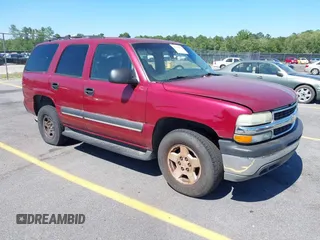 2004 Chevrolet Tahoe LS z VIN 1GNEC13Z74R207698, wystawiony jako IAAI lot #42310462 z przebiegiem 255 218 mil mil oraz . Historia ofert i sprzedaży dostępna na DreamBid. Obrazek 1.
