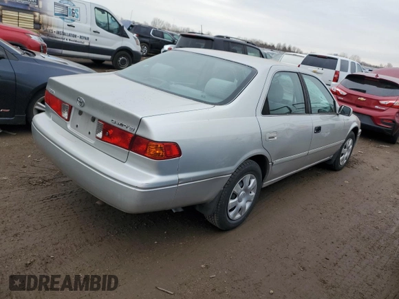 2001 Toyota Camry CE with VIN 4T1BG22K61U094759, listed as a Copart auction lot 50617575 with 125,121 mi miles and Salvage Title. Bid and sale history available at carsss.com. Image 3.