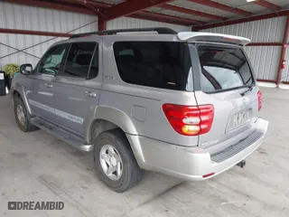 2001 Toyota Sequoia SR5 with VIN 5TDZT34A31S056662, listed as a IAAI auction lot 41778730 with 287,065 mi miles. Bid and sale history available at carsss.com. Image 3.