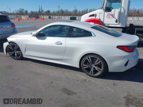 2024 BMW 4 Series 430i z VIN WBA53AP04RCN45331, wystawiony jako IAAI lot #41592661 z przebiegiem 10 078 mil mil oraz . Historia ofert i sprzedaży dostępna na DreamBid. Obrazek 15.
