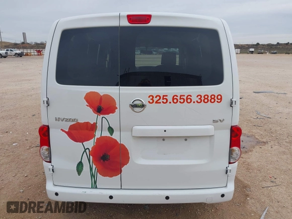 2015 Nissan NV200 SV with VIN 3N6CM0KN4FK715632, listed as a IAAI auction lot 41794500 with 156,495 mi miles. Bid and sale history available at carsss.com. Image 16.