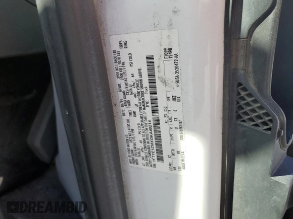 2016 Ford Transit Cargo z VIN 1FTYE1ZMXGKA40214, wystawiony jako Copart lot #50152665 z przebiegiem 253 484 mil mil oraz Czysty tytuł • Clean title. Historia ofert i sprzedaży dostępna na DreamBid. Obrazek 13.