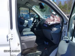 2018 Ford Transit z VIN 1FTYE1ZM7JKA08831, wystawiony jako IAAI lot #41930968 z przebiegiem 114 648 mil mil oraz . Historia ofert i sprzedaży dostępna na DreamBid. Obrazek 5.