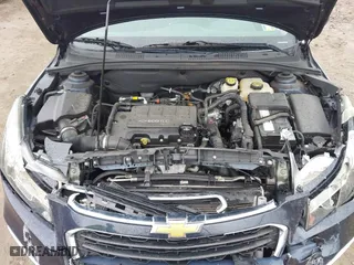 2016 Chevrolet Cruze Limited LT with VIN 1G1PE5SB0G7196267, listed as a IAAI auction lot 42027390 with 33,600 mi miles. Bid and sale history available at carsss.com. Image 10.