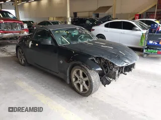 2005 Nissan 350Z Touring with VIN JN1AZ36A15M758086, listed as a IAAI auction lot 41473598 with 90,799 mi miles. Bid and sale history available at carsss.com. Image 1.