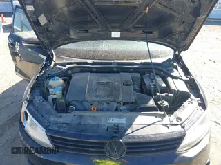 2012 Volkswagen Jetta SE with VIN 3VWDX7AJ1CM389176, listed as a IAAI auction lot 40603684 with 114,047 mi miles and . Bid and sale history available at DreamBid. Image 10.