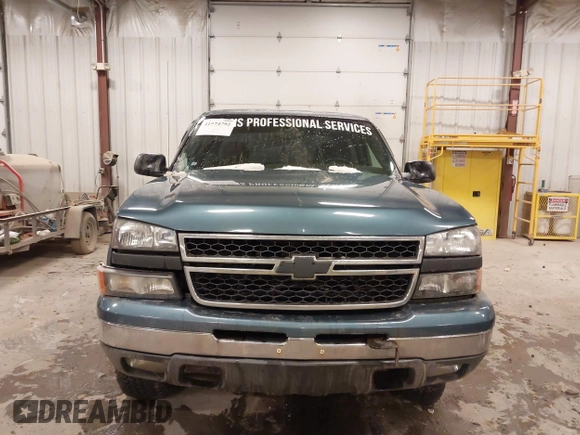 2007 Chevrolet Silverado 1500 LT3 with VIN 2GCEK13Z371100396, listed as a IAAI auction lot 41974792 with 293,525 mi miles and . Bid and sale history available at DreamBid. Image 12.