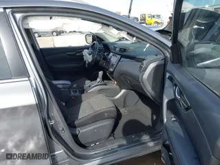 2019 Nissan Rogue Sport SV with VIN JN1BJ1CP7KW243893, listed as a IAAI auction lot 41088816 with 70,198 mi miles. Bid and sale history available at carsss.com. Image 5.