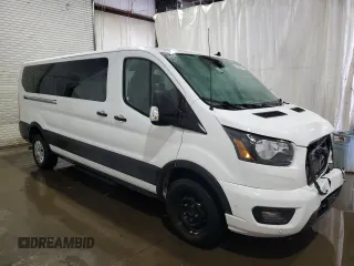 2023 Ford Transit Passenger XL with VIN 1FBAX2YG8PKA93527, listed as a Copart auction lot 45667225 with 31,111 mi miles and Clean Title. Bid and sale history available at DreamBid. Image 4.