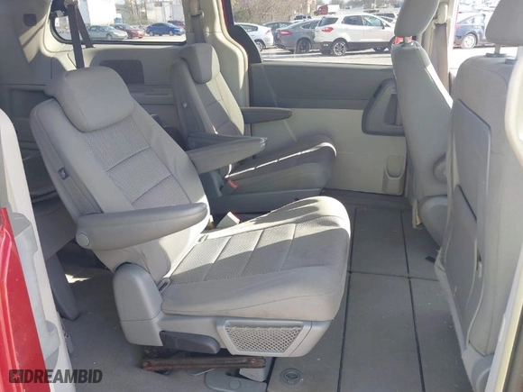 2008 Dodge Grand Caravan SXT with VIN 2D8HN54P08R723813, listed as a IAAI auction lot 41874436 with 211,322 mi miles. Bid and sale history available at carsss.com. Image 8.