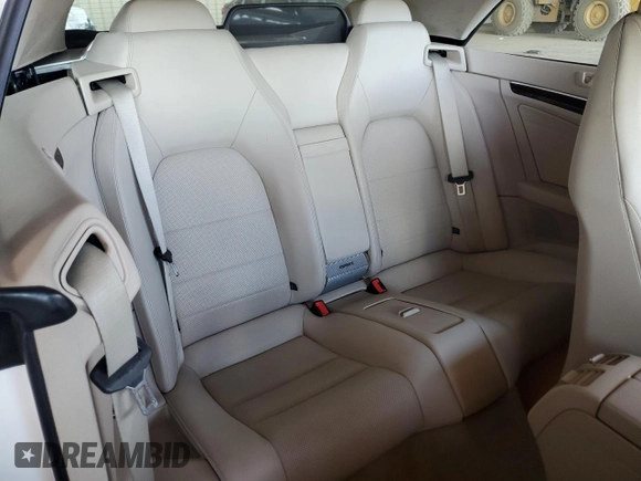 2014 Mercedes-Benz E 350 with VIN WDDKK5KF0EF281647, listed as a Copart auction lot 52977095 with 73,345 mi miles and Salvage Title. Bid and sale history available at DreamBid. Image 10.