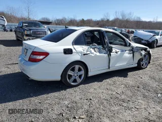 2011 Mercedes-Benz C 300 Sport with VIN WDDGF8BB8BR185395, listed as a Copart auction lot 47093435 with 137,621 mi miles and Clean title. Bid and sale history available at DreamBid. Image 3.