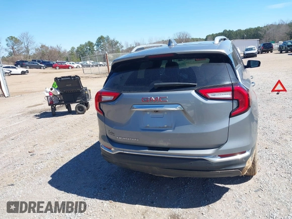 2023 GMC Terrain SLT z VIN 3GKALPEG0PL253752, wystawiony jako IAAI lot #41728046 z przebiegiem 35 829 mil mil oraz . Historia ofert i sprzedaży dostępna na DreamBid. Obrazek 16.