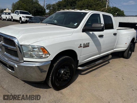 2014 Ram 3500 Tradesman with VIN 3C63RPGL7EG163976, listed as a Copart auction lot 76527554 with 304,811 mi miles and Clean Title. Bid and sale history available at carsss.com. Image 2.