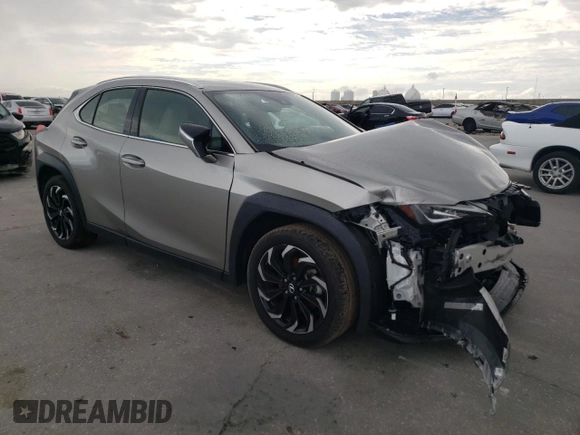 2020 Lexus UX with VIN JTHP3JBH8L2030935, listed as a Copart auction lot 60865774 with 25,743 mi miles and Salvage Title. Bid and sale history available at carsss.com. Image 4.