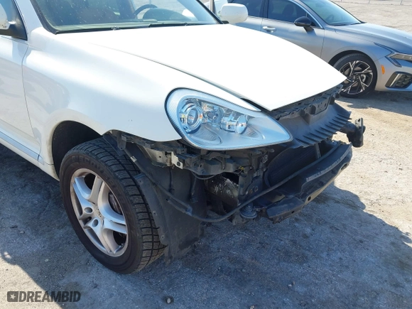 2008 Porsche Cayenne with VIN WP1AA29P48LA28969, listed as a IAAI auction lot 42020451 with 179,794 mi miles. Bid and sale history available at carsss.com. Image 14.