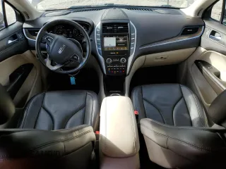 2019 Lincoln MKC Reserve z VIN 5LMTJ3DH5KUL15151, wystawiony jako Copart lot #78742254 z przebiegiem 40 276 mil mil oraz . Historia ofert i sprzedaży dostępna na DreamBid. Obrazek 8.