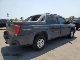 2004 Chevrolet Avalanche Z71 with VIN 3GNEK12TX4G101441, listed as a Copart auction lot 54858953 with 225,943 mi miles and Clean Title. Bid and sale history available at DreamBid. Image 3.