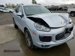 2017 Porsche Cayenne с VIN WP1AA2A27HKA83499, выставлен на аукционе Copart как лот 52364025 с пробегом 101 905 миль миль и Списание • Salvage title. История ставок и продаж доступна на DreamBid. Изображение 10.