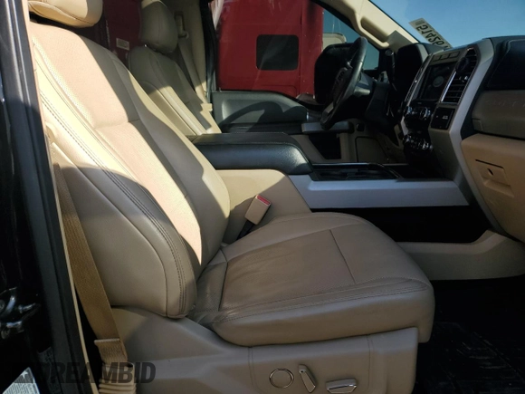 2017 Ford F-350 Lariat with VIN 1FT8W3DT7HEB44652, listed as a Copart auction lot 65071615 with 55,544 mi miles and Salvage title. Bid and sale history available at DreamBid. Image 7.
