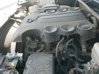 2015 Toyota 4Runner SR5 с VIN JTEZU5JR8F5102014, выставлен на аукционе IAAI как лот 42680101 с пробегом 234 371 миль миль и . История ставок и продаж доступна на DreamBid. Изображение 19.