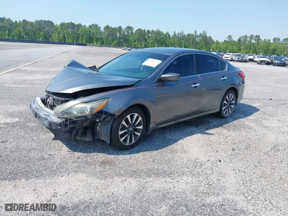 2016 Nissan Altima 2.5 SR with VIN 1N4AL3AP3GC186902, listed as a IAAI auction lot 39780328 with 142,952 mi miles. Bid and sale history available at carsss.com. Image 2.