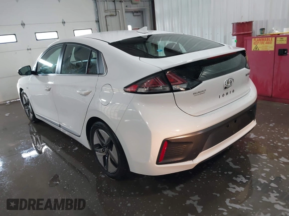 2020 Hyundai Ioniq SEL z VIN KMHC85LC9LU209366, wystawiony jako IAAI lot #41248182 z przebiegiem 120 121 mil mil oraz . Historia ofert i sprzedaży dostępna na DreamBid. Obrazek 3.
