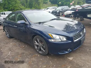 2014 Nissan Maxima SV z VIN 1N4AA5AP9EC451594, wystawiony jako IAAI lot #42276826 z przebiegiem 130 372 mil mil oraz . Historia ofert i sprzedaży dostępna na DreamBid. Obrazek 1.