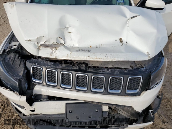2019 Jeep Compass Latitude with VIN 3C4NJCBB7KT762945, listed as a Copart auction lot 55917165 with 100,854 mi miles and Salvage title. Bid and sale history available at DreamBid. Image 12.