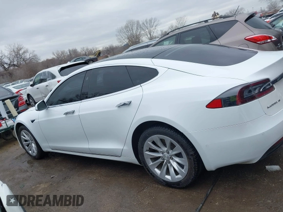 2018 Tesla Model S 75D with VIN 5YJSA1E2XJF274766, listed as a IAAI auction lot 41704600 with 164,066 mi miles and . Bid and sale history available at DreamBid. Image 14.