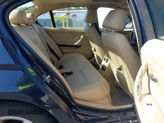 2008 BMW 3 Series 328xi with VIN WBAVC735X8KX92684, listed as a IAAI auction lot 42108049 with 275,323 mi miles. Bid and sale history available at carsss.com. Image 8.