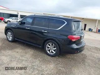2011 Infiniti QX56 8-passenger z VIN JN8AZ2NC2B9300974, wystawiony jako IAAI lot #42453675 z przebiegiem Nie podano mil oraz . Historia ofert i sprzedaży dostępna na DreamBid. Obrazek 3.