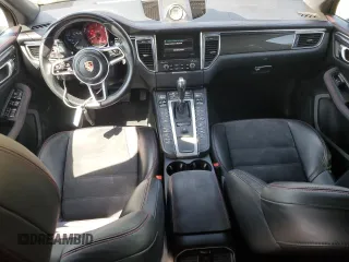 2017 Porsche Macan GTS с VIN WP1AG2A56HLB52721, выставлен на аукционе Copart как лот 50978435 с пробегом 91 030 миль миль и Списание • Salvage title. История ставок и продаж доступна на DreamBid. Изображение 8.