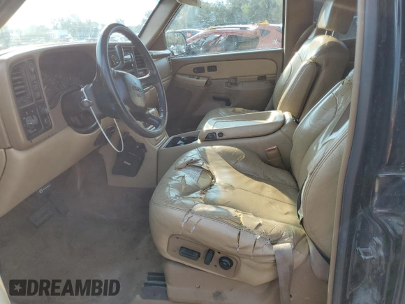 2000 GMC Yukon SLT with VIN 1GKEK13T7YJ160589, listed as a Copart auction lot 46354275 with 292,599 mi miles and Salvage Title. Bid and sale history available at carsss.com. Image 7.