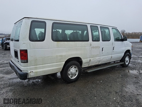 2014 Ford Econoline Cargo Commercial with VIN 1FTNS2EW2EDA67157, listed as a Copart auction lot 52833565 with 136,783 mi miles and Clean Title. Bid and sale history available at carsss.com. Image 3.