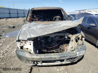 2002 Ford Super Duty F-250 XL with VIN 1FTNX21L92EB17992, listed as a Copart auction lot 46854185 with 0 mi miles and Salvage Title. Bid and sale history available at carsss.com. Image 5.