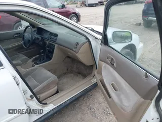 1997 Honda Accord with VIN 1HGCD5555VA127980, listed as a IAAI auction lot 42412772 with 235,367 mi miles and . Bid and sale history available at DreamBid. Image 5.