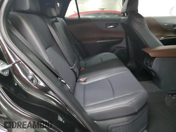 2024 Toyota Venza LE with VIN JTEAAAAH0RJ179896, listed as a Copart auction lot 71987674 with 2,227 mi miles and Salvage Title. Bid and sale history available at carsss.com. Image 11.
