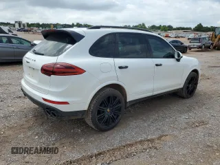 2017 Porsche Cayenne z VIN WP1AA2A22HKA92370, wystawiony jako Copart lot #61361295 z przebiegiem 86 204 mil mil oraz Szkoda całkowita • Salvage title. Historia ofert i sprzedaży dostępna na DreamBid. Obrazek 3.