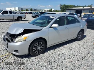 2011 Toyota Camry LE z VIN 4T1BF3EK9BU646132, wystawiony jako Copart lot #60316215 z przebiegiem 155 238 mil mil oraz Szkoda całkowita • Salvage title. Historia ofert i sprzedaży dostępna na DreamBid. Obrazek 1.