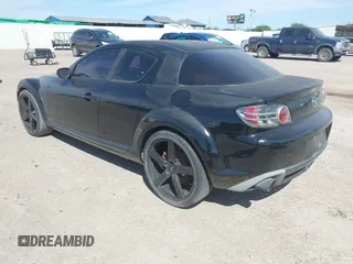 2007 Mazda RX-8 Grand Touring z VIN JM1FE173770211806, wystawiony jako IAAI lot #42321832 z przebiegiem Nie podano mil oraz . Historia ofert i sprzedaży dostępna na DreamBid. Obrazek 3.