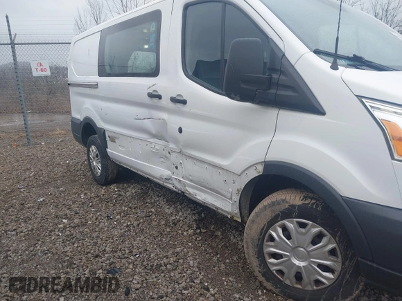 2016 Ford Transit with VIN 1FTYR1YG1GKA43549, listed as a IAAI auction lot 41460987 with 61,938 mi miles and . Bid and sale history available at DreamBid. Image 6.