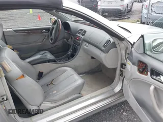 2001 Mercedes-Benz CLK 320/430 with VIN WDBLK65G41T077792, listed as a IAAI auction lot 42170508 with Not Provided miles and . Bid and sale history available at carsss.com. Image 5.