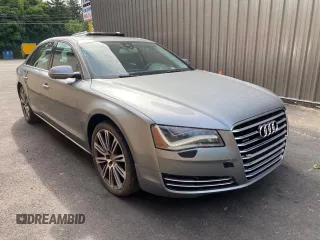 2011 Audi A8 z VIN WAURVAFD7BN018734, wystawiony jako Copart lot #47937125 z przebiegiem 79 694 mil mil oraz Tytuł czysty. Historia ofert i sprzedaży dostępna na DreamBid. Obrazek 1.