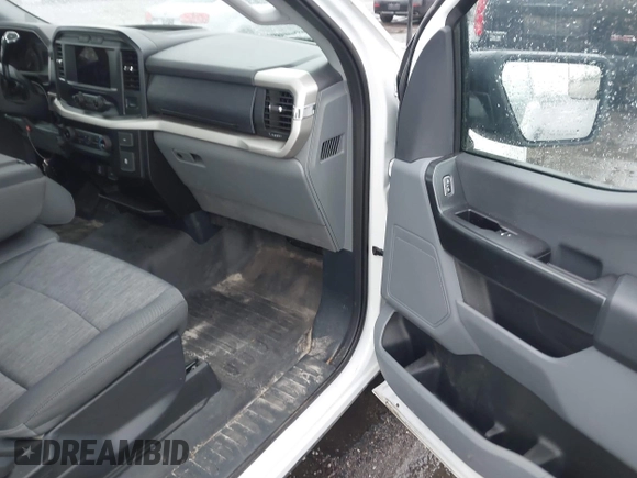 2021 Ford F-150 XL с VIN 1FTMF1CB3MKF00909, выставлен на аукционе IAAI как лот 41648893 с пробегом 63 970 миль миль и . История ставок и продаж доступна на DreamBid. Изображение 5.
