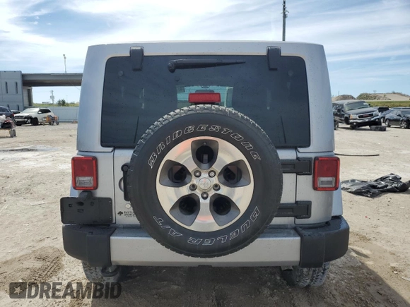 2018 Jeep Wrangler Altitude z VIN 1C4GJWBG4JL925504, wystawiony jako Copart lot #47758655 z przebiegiem 45 804 mil mil oraz Nie do naprawy • Non repairable. Historia ofert i sprzedaży dostępna na DreamBid. Obrazek 6.